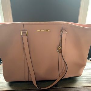 Michael Kors Jet Set Travel Large Saffiano Leather Bag - Powder Blush